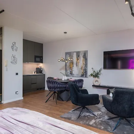 Apartment Belhome Kueueni With A View