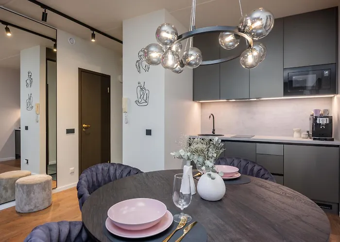 Belhome Kueueni With A View *